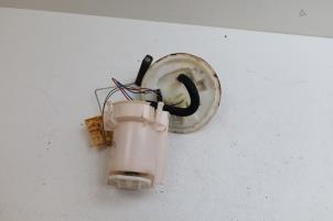 Gebruikte Tank element Pomp Saab 9-3 II Sport Sedan (YS3F) 1.8t 16V Prijs € 75,00 Margeregeling aangeboden door Auto Demontage Elferink B.V.