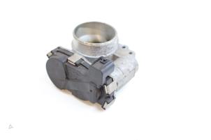 Gebruikte Gasklephuis Saab 9-3 II Sport Sedan (YS3F) 1.8t 16V Prijs € 200,00 Margeregeling aangeboden door Auto Demontage Elferink B.V.