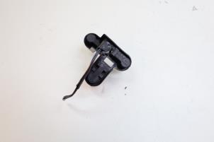 Gebruikte Fitting Achterlicht links Saab 9-3 II Sport Sedan (YS3F) 1.8t 16V Prijs € 35,00 Margeregeling aangeboden door Auto Demontage Elferink B.V.