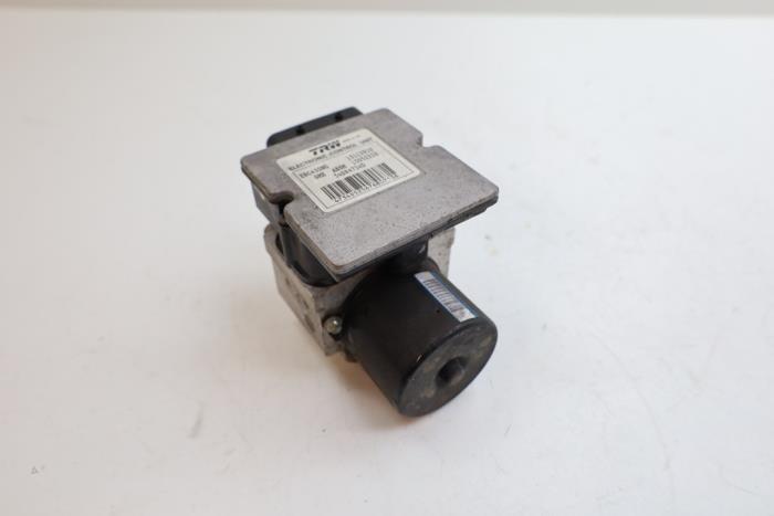 Gebruikte ABS Computer Saab 9-3 II Sport Sedan (YS3F) 1.8t 16V Prijs € 125,00 Margeregeling aangeboden door Auto Demontage Elferink B.V.
