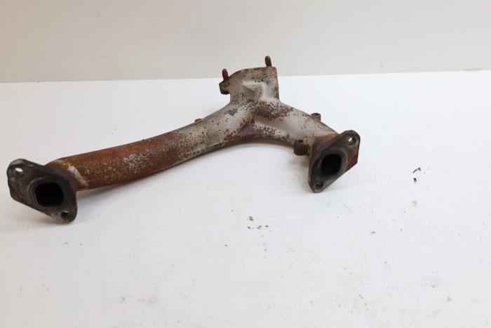 Gebruikte Spruitstuk Uitlaat Saab 900 I Combi Coupé 2.0 i Prijs € 35,00 Margeregeling aangeboden door Auto Demontage Elferink B.V.