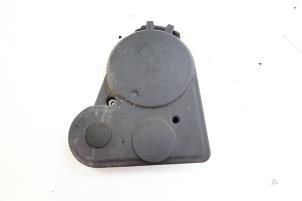 Gebruikte Distributiedeksel Volvo V70 (SW) 2.4 D5 20V Prijs € 35,00 Margeregeling aangeboden door Auto Demontage Elferink B.V.