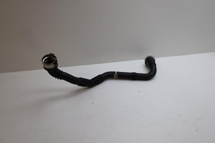 Gebruikte Intercooler Buis Mercedes Citan (415.6) 1.5 109 CDI Prijs € 50,00 Margeregeling aangeboden door Auto Demontage Elferink B.V.