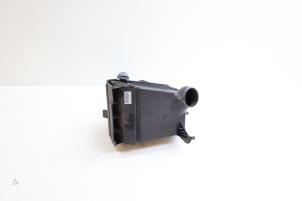 Gebruikte Luchtfilterhuis Mercedes Citan (415.6) 1.5 109 CDI Prijs € 40,00 Margeregeling aangeboden door Auto Demontage Elferink B.V.