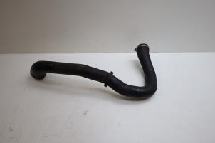 Gebruikte Intercooler Slang Volvo V70 (BW) 2.0 T 16V Prijs € 40,00 Margeregeling aangeboden door Auto Demontage Elferink B.V.