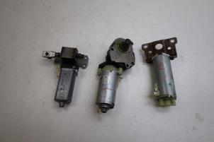 Gebruikte Stoelmotor Volvo V70 (BW) 2.0 T 16V Prijs € 100,00 Margeregeling aangeboden door Auto Demontage Elferink B.V.