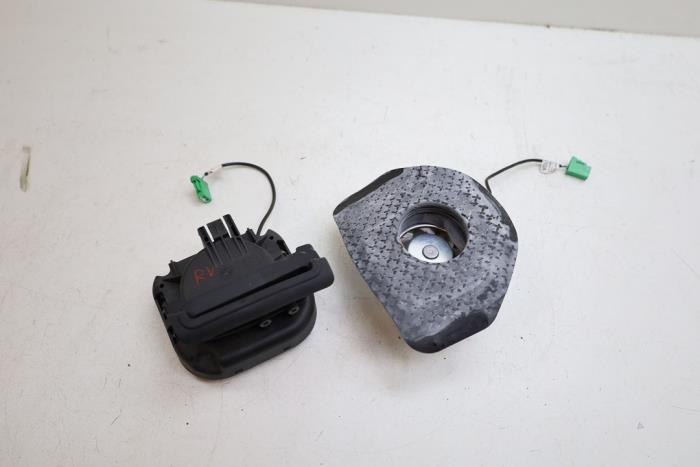 Gebruikte Diversen Volvo V70 (BW) 2.0 T 16V Prijs € 40,00 Margeregeling aangeboden door Auto Demontage Elferink B.V.
