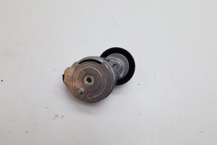 Spanner multiriem van een Volvo XC70 (BZ) 2.4 D5 20V AWD 2009