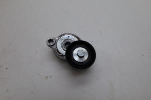 Gebruikte Spanner multiriem Volvo XC70 (BZ) 2.4 D5 20V AWD Prijs € 25,00 Margeregeling aangeboden door Auto Demontage Elferink B.V.