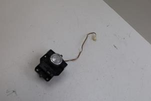 Gebruikte MMI schakelaar Mercedes C (W204) 1.8 C-180 CGI 16V Prijs € 90,00 Margeregeling aangeboden door Auto Demontage Elferink B.V.