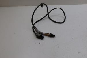 Gebruikte Lambda Sonde Mercedes C (W204) 1.8 C-180 CGI 16V Prijs € 35,00 Margeregeling aangeboden door Auto Demontage Elferink B.V.