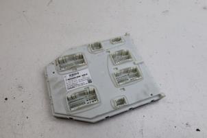 Gebruikte Computer Body Control Mercedes A Limousine (177.1) 1.3 A-250 e Turbo 16V Prijs € 150,00 Margeregeling aangeboden door Auto Demontage Elferink B.V.