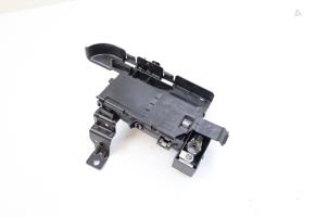 Gebruikte Zekeringkast Volvo S90 II 2.0 D5 Polestar 16V AWD Prijs € 75,00 Margeregeling aangeboden door Auto Demontage Elferink B.V.