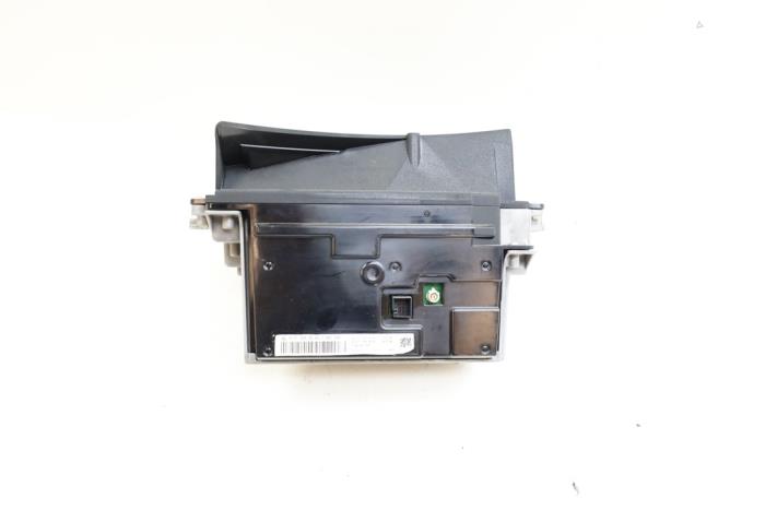 Head-up display van een Mercedes-AMG A-Klasse AMG (177.0) 2.0 A-35 AMG Turbo 16V 4Matic 2019