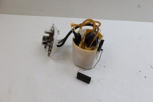 Gebruikte Brandstofpomp Elektrisch Mercedes A-Klasse AMG (177.0) 2.0 A-35 AMG Turbo 16V 4Matic Prijs € 75,00 Margeregeling aangeboden door Auto Demontage Elferink B.V.