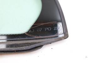 Gebruikte Driehoeks Ruit links-achter Saab 9-3 II Sport Sedan (YS3F) 1.8t 16V Prijs € 50,00 Margeregeling aangeboden door Auto Demontage Elferink B.V.