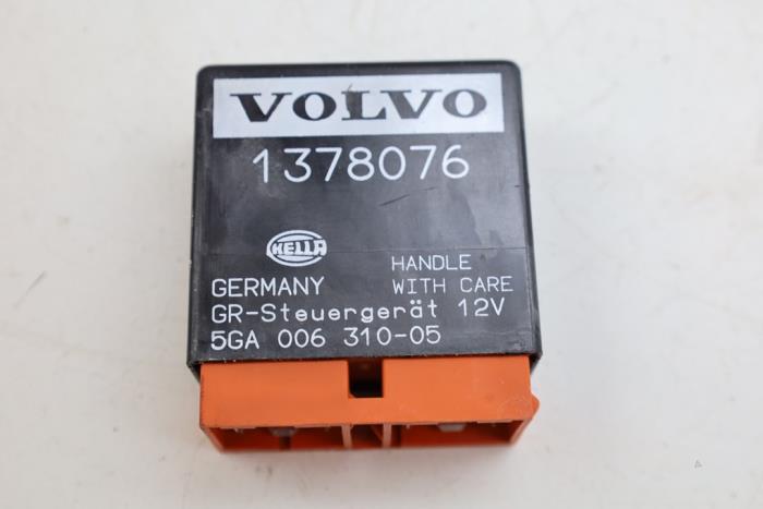 Computer Cruise Control van een Volvo V70 (GW/LW/LZ) 2.5 10V 1998