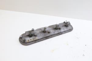 Gebruikte Kleppendeksel Saab 9-7X 4.2i V6 24V AWD Prijs € 75,00 Margeregeling aangeboden door Auto Demontage Elferink B.V.