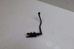 Gebruikte Evap klep Saab 9-7X 5.3i V8 AWD Prijs € 50,00 Margeregeling aangeboden door Auto Demontage Elferink B.V.