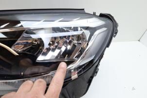 Gebruikte Linker Koplamp Mercedes GLC (X253) 2.0 260 16V 4-Matic Prijs € 350,00 Margeregeling aangeboden door Auto Demontage Elferink B.V.