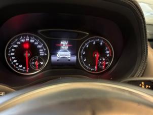 Gebruikte Tellerklok Mercedes B (W246) 1.6 B-200 BlueEFFICIENCY Turbo 16V Prijs € 150,00 Margeregeling aangeboden door Auto Demontage Elferink B.V.