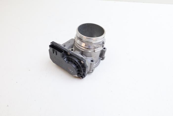 Gebruikte Gasklephuis Volvo XC40 (XZ) 2.0 T4 Geartronic 16V Prijs € 100,00 Margeregeling aangeboden door Auto Demontage Elferink B.V.