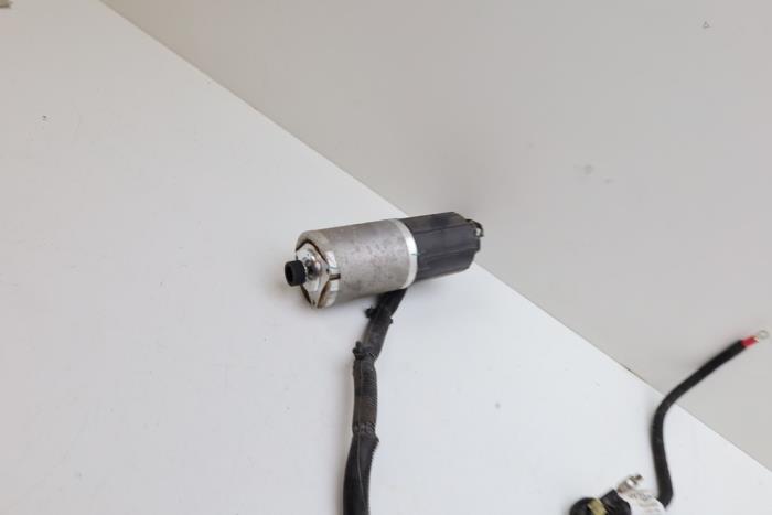 Pomp Servo van een Volvo XC40 (XZ) 2.0 T4 Geartronic 16V 2020