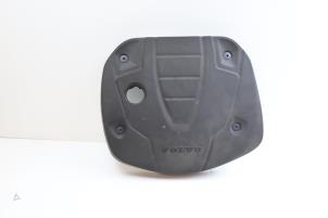 Gebruikte Afdekplaat motor Volvo V60 II (ZW) 2.0 D3 16V Prijs € 50,00 Margeregeling aangeboden door Auto Demontage Elferink B.V.
