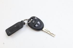 Gebruikte Sleutel behuizing Saab 9-5 Estate (YS3E) 2.3t 16V Prijs € 25,00 Margeregeling aangeboden door Auto Demontage Elferink B.V.