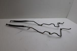 Gebruikte Oliedruk Leiding Mercedes GLC (X253) 2.0 260 16V 4-Matic Prijs € 100,00 Margeregeling aangeboden door Auto Demontage Elferink B.V.