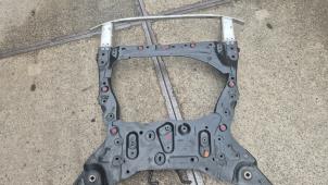 Gebruikte Subframe Volvo V60 II (ZW) 2.0 D3 16V Prijs € 375,00 Margeregeling aangeboden door Auto Demontage Elferink B.V.