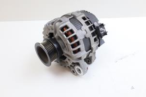 Gebruikte Alternator Volvo V60 II (ZW) 2.0 D3 16V Prijs € 65,00 Margeregeling aangeboden door Auto Demontage Elferink B.V.