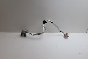 Gebruikte Airco Leiding Volvo V60 II (ZW) 2.0 D3 16V Prijs € 75,00 Margeregeling aangeboden door Auto Demontage Elferink B.V.