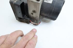 Gebruikte ABS Pomp Volvo 850 Estate 2.5i 10V Prijs € 175,00 Margeregeling aangeboden door Auto Demontage Elferink B.V.