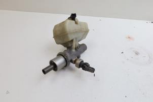 Gebruikte Hoofdremcilinder Volvo 850 Estate 2.5i 10V Prijs € 40,00 Margeregeling aangeboden door Auto Demontage Elferink B.V.