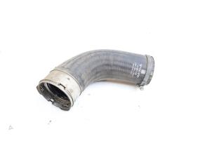 Gebruikte Intercooler Slang Volvo XC60 I (DZ) 2.0 D4 16V Prijs € 35,00 Margeregeling aangeboden door Auto Demontage Elferink B.V.