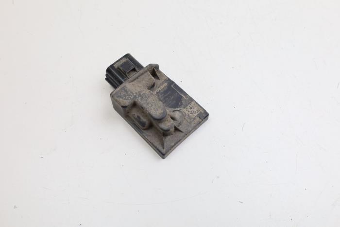 Gebruikte Brandstofpomp module Volvo S60 III (ZS) 2.0 T5 16V Prijs € 50,00 Margeregeling aangeboden door Auto Demontage Elferink B.V.