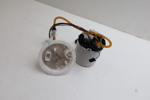 Gebruikte Tank element Pomp Volvo V60 II (ZW) 2.0 T6 16V Twin Engine Prijs € 75,00 Margeregeling aangeboden door Auto Demontage Elferink B.V.