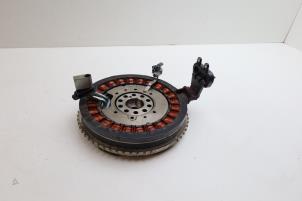 Gebruikte Alternator Volvo V60 II (ZW) 2.0 T6 16V Twin Engine Prijs € 490,00 Margeregeling aangeboden door Auto Demontage Elferink B.V.