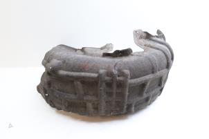 Gebruikte Slijkweerder Volvo V60 II (ZW) 2.0 T6 16V Twin Engine Prijs € 40,00 Margeregeling aangeboden door Auto Demontage Elferink B.V.