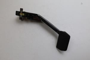 Gebruikte Rempedaal Volvo V60 II (ZW) 2.0 T6 16V Twin Engine Prijs € 75,00 Margeregeling aangeboden door Auto Demontage Elferink B.V.