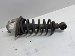 Gebruikte Achterpoot links Volvo XC70 (SZ) XC70 2.5 T 20V Prijs € 150,00 Margeregeling aangeboden door Auto Demontage Elferink B.V.