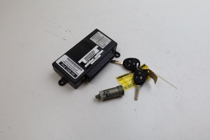 Gebruikte Computer Diversen Saab 9-5 Estate (YS3E) 2.0t 16V Prijs € 150,00 Margeregeling aangeboden door Auto Demontage Elferink B.V.