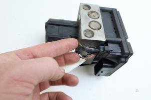 Gebruikte ABS Pomp Volvo 850 Estate 2.5 TDI Prijs € 200,00 Margeregeling aangeboden door Auto Demontage Elferink B.V.