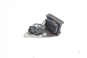 Gebruikte Bobine Volvo 850 Estate 2.5i 10V Prijs € 25,00 Margeregeling aangeboden door Auto Demontage Elferink B.V.