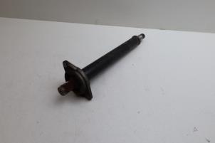 Gebruikte Tussenas Mercedes B (W246) 1.6 B-200 BlueEFFICIENCY Turbo 16V Prijs € 50,00 Margeregeling aangeboden door Auto Demontage Elferink B.V.