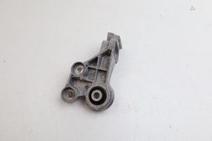 Gebruikte Motorrubber Lynk &amp; Co 01 1.5 PHEV Prijs € 40,00 Margeregeling aangeboden door Auto Demontage Elferink B.V.