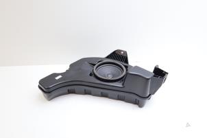 Gebruikte Subwoofer Lynk &amp; Co 01 1.5 PHEV Prijs € 75,00 Margeregeling aangeboden door Auto Demontage Elferink B.V.