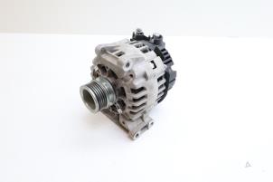 Gebruikte Alternator Mercedes A (W168) 1.6 A-160 Prijs € 50,00 Margeregeling aangeboden door Auto Demontage Elferink B.V.