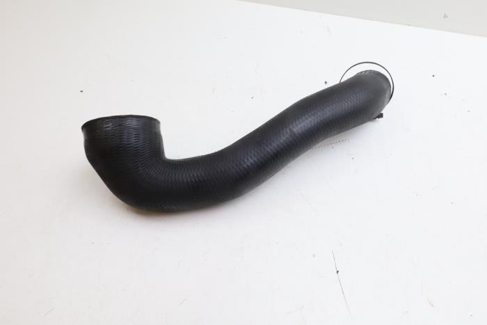 Gebruikte Intercooler Slang Saab 9-3 II Sport Sedan (YS3F) 1.8t 16V Prijs € 50,00 Margeregeling aangeboden door Auto Demontage Elferink B.V.